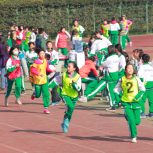 女子800M